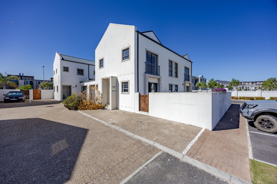 2 Bedroom Property for Sale in Burgundy Estate Western Cape